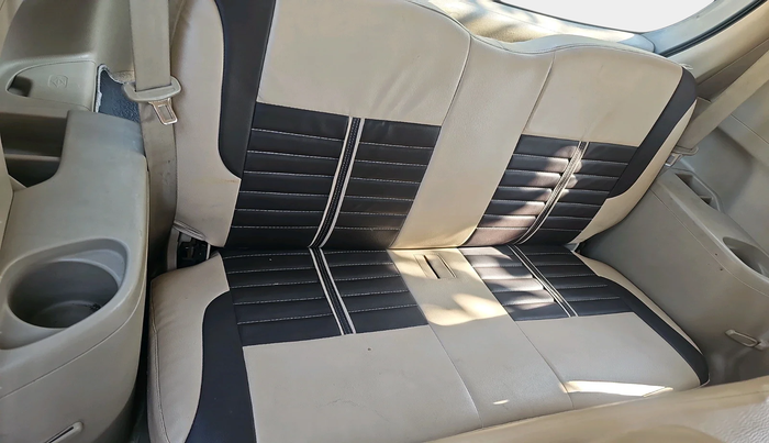 2014 Maruti Ertiga VXI CNG, Petrol, Manual, 1,44,195 km, interior