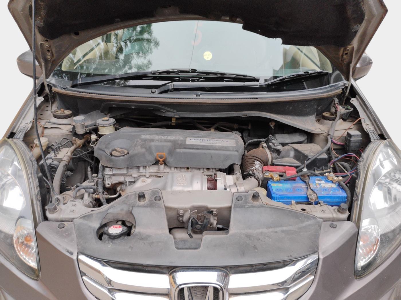 2013 Honda Amaze 1.5L I-DTEC S, Diesel, Manual, 1,53,658 km, exterior