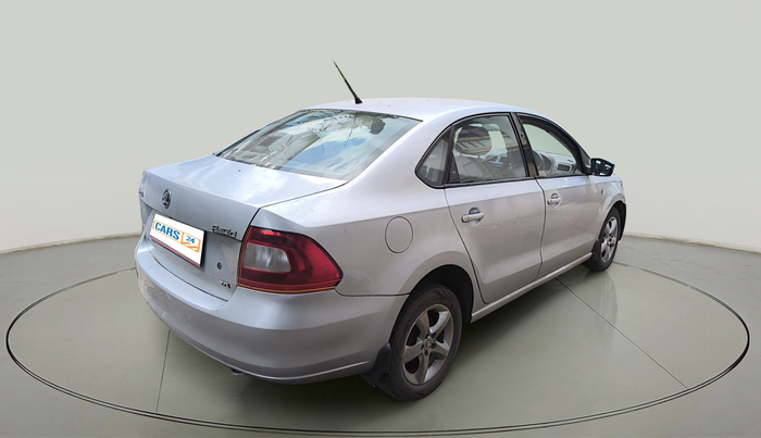 2013 Skoda Rapid ELEGANCE 1.6 TDI CR MT, Diesel, Manual, 1,23,456 km, exterior