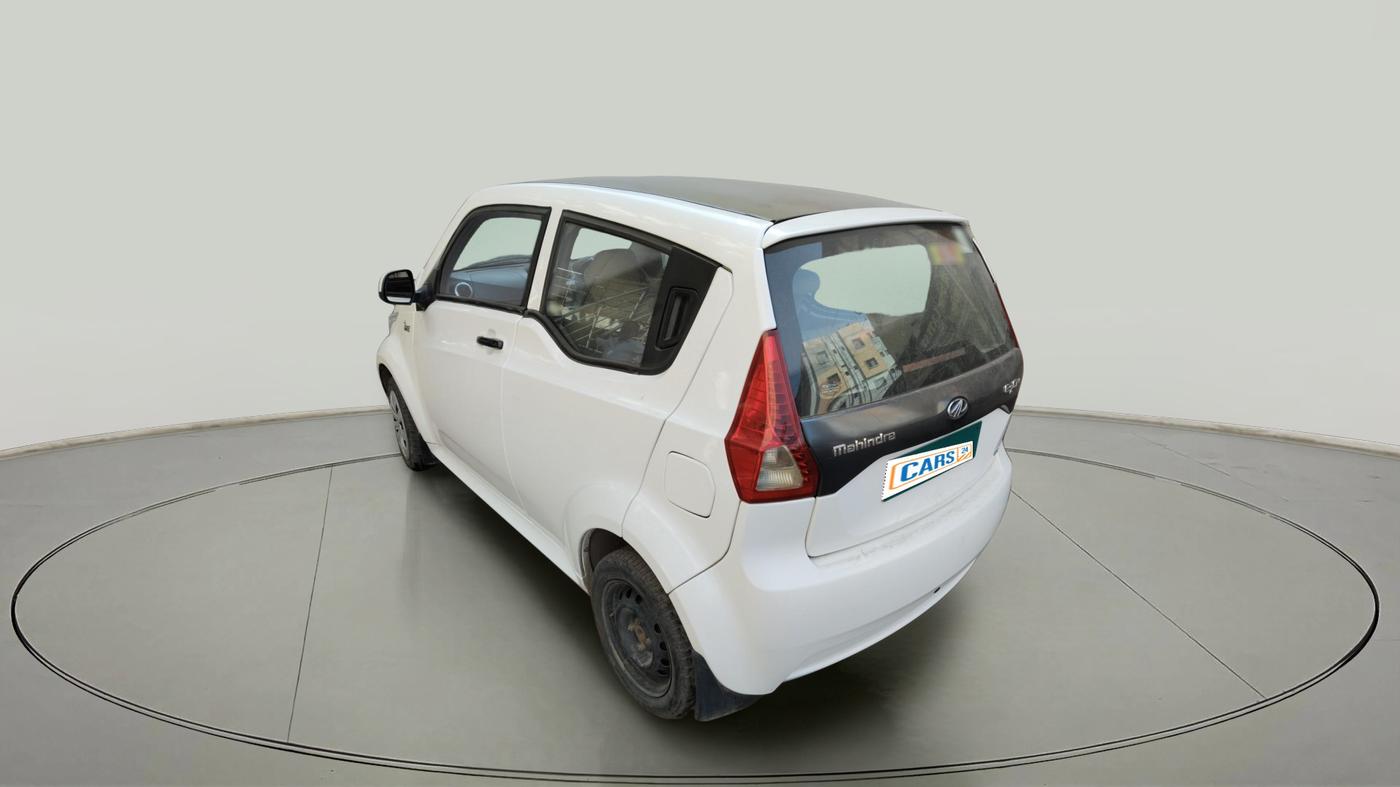 2017 Mahindra E20 Plus P6, Electric, Automatic, 95,749 km, exterior