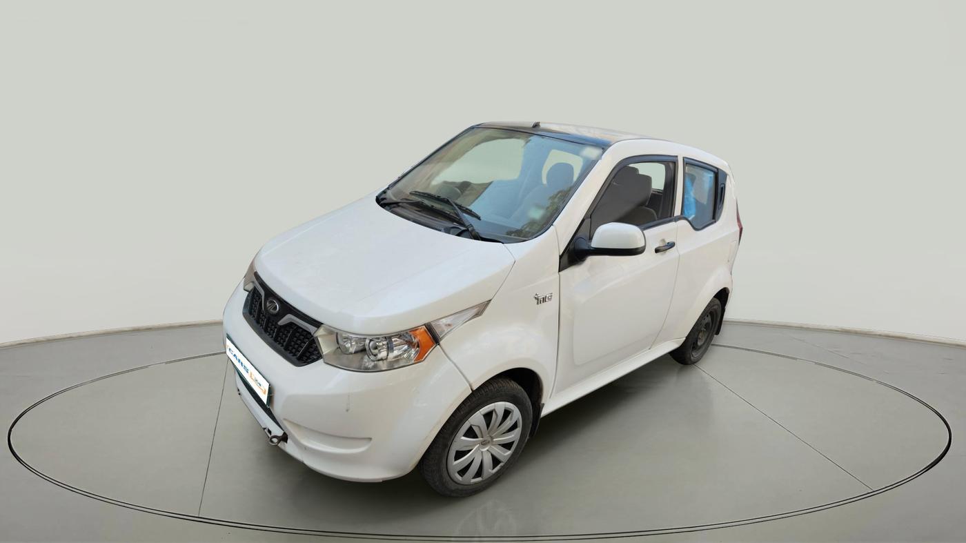 2017 Mahindra E20 Plus P6, Electric, Automatic, 95,749 km, exterior