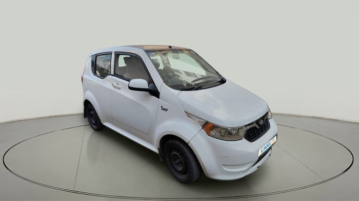 2017 Mahindra E20 Plus P6, Electric, Automatic, 95,749 km, exterior