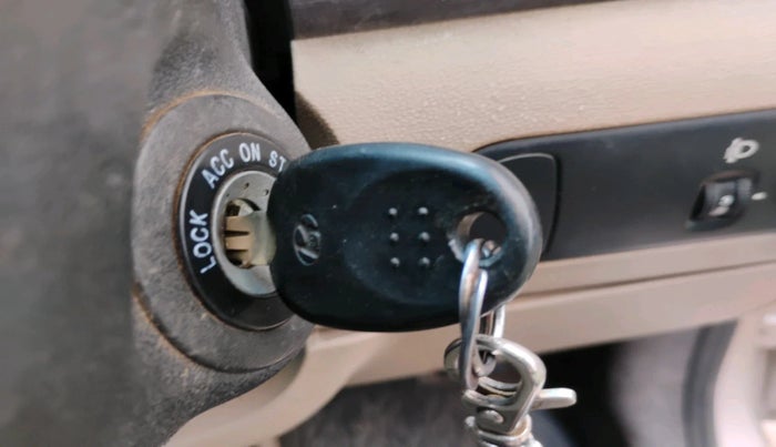 2010 Hyundai i10 MAGNA 1.2, Petrol, Manual, 95,430 km, interior