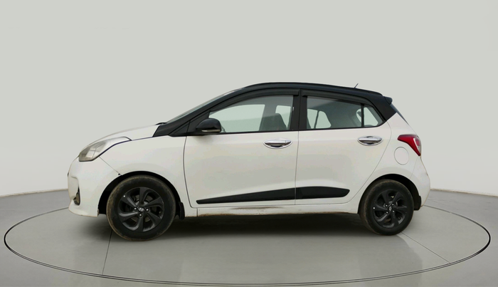 2018 Hyundai Grand i10 SPORTZ U2 1.2 KAPPA CRDI DUAL TONE, Diesel, Manual, 1,17,579 km, exterior