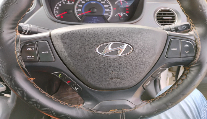 2018 Hyundai Grand i10 SPORTZ U2 1.2 KAPPA CRDI DUAL TONE, Diesel, Manual, 1,17,579 km, interior