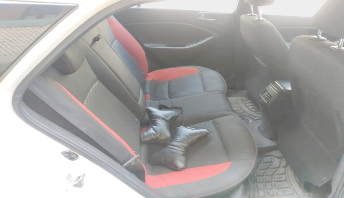 2019 Hyundai i20 Active 1.4 SX, Diesel, Manual, 76,522 km, interior