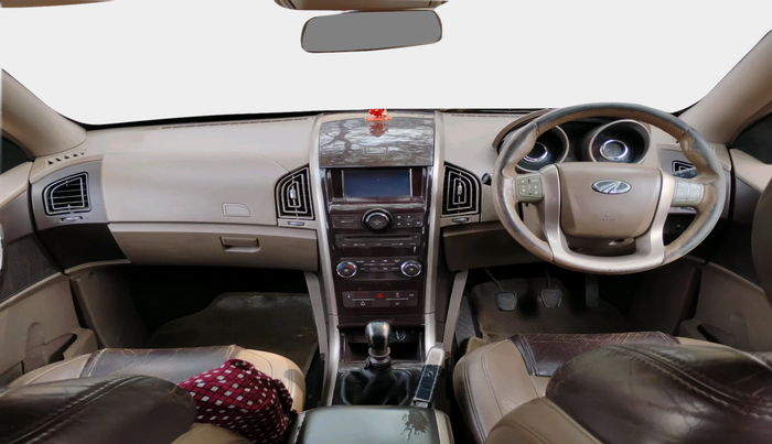 2012 Mahindra XUV500 W8, Diesel, Manual, 1,94,439 km, interior