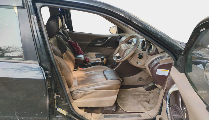 2012 Mahindra XUV500 W8, Diesel, Manual, 1,94,439 km, interior
