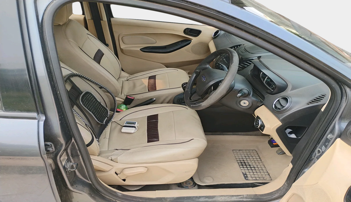 2017 Ford Figo Aspire TITANIUM1.5 DIESEL, Diesel, Manual, 1,12,542 km, interior