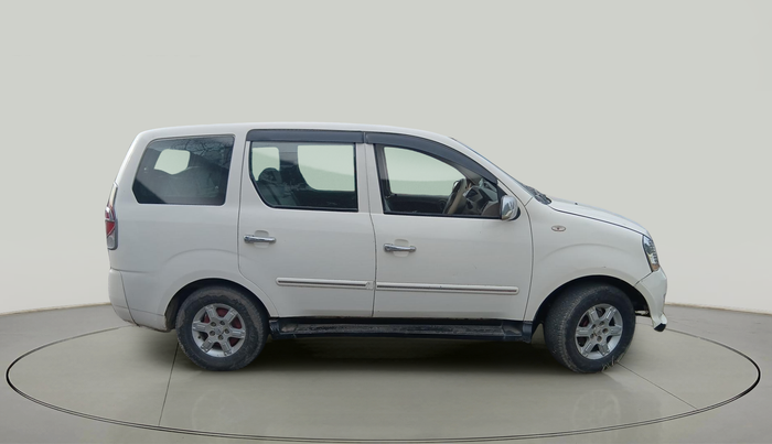 2013 Mahindra Xylo H8 ABS BS IV, Diesel, Manual, 1,56,346 km, exterior