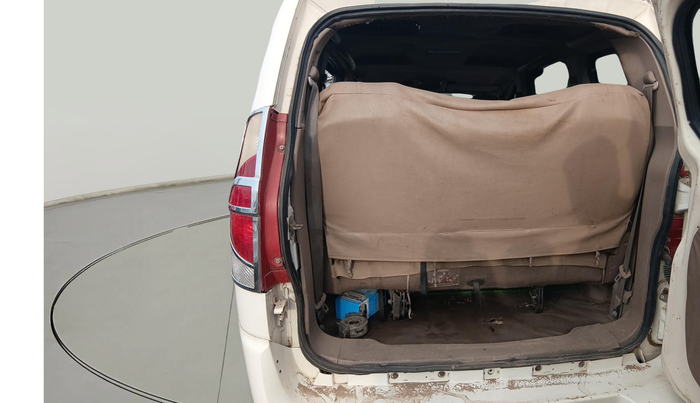 2013 Mahindra Xylo H8 ABS BS IV, Diesel, Manual, 1,56,346 km, exterior
