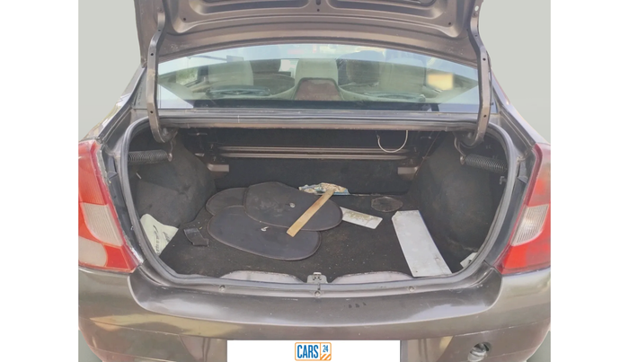 2011 Mahindra Verito 1.5 D4 BS III, Diesel, Manual, 1,03,730 km, exterior