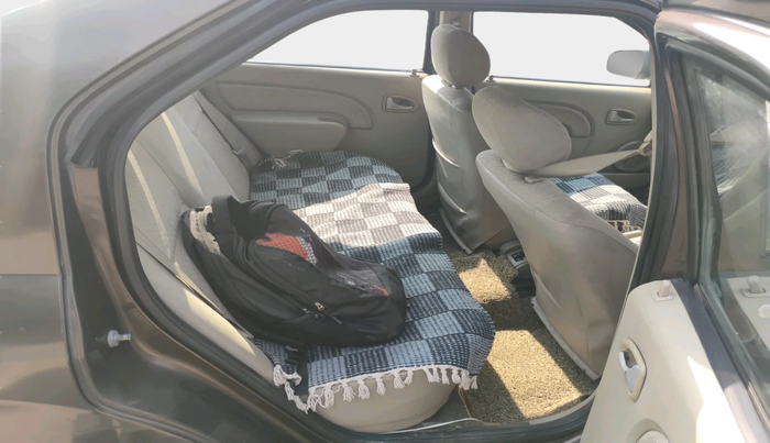 2011 Mahindra Verito 1.5 D4 BS III, Diesel, Manual, 1,03,730 km, interior