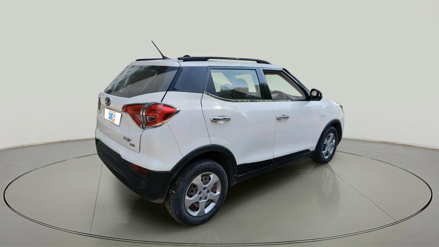 2022 Mahindra XUV300 W6 1.5 Diesel, Diesel, Manual, 65,571 km, exterior
