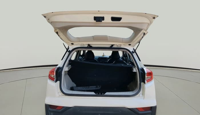 2022 Mahindra XUV300 W6 1.5 Diesel, Diesel, Manual, 65,571 km, exterior