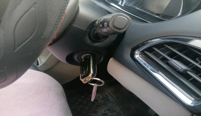 2022 Tata Tiago XZ PLUS CNG, Petrol, Manual, 35,587 km, interior