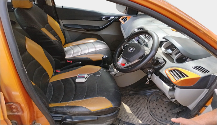 2016 Tata Tiago XZ PETROL, Petrol, Manual, 1,09,481 km, interior