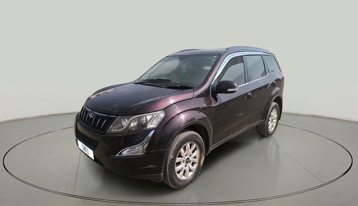 2015 Mahindra XUV500 W10, Diesel, Manual, 1,34,107 km, exterior