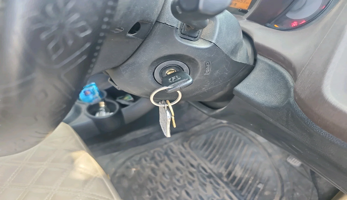 2014 Honda Amaze 1.5L I-DTEC S, Diesel, Manual, 98,053 km, interior