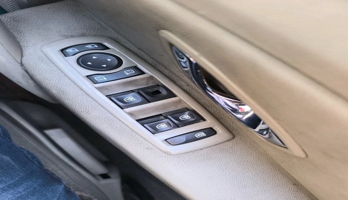 2012 Renault Fluence 1.5 E2, Diesel, Manual, 1,60,531 km, interior