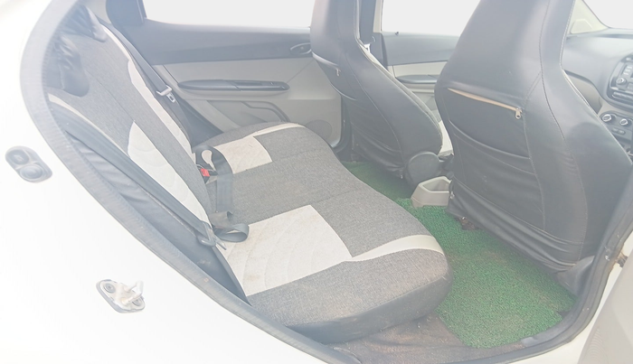 2018 Tata Tiago XT DIESEL, Diesel, Manual, 66,000 km, interior