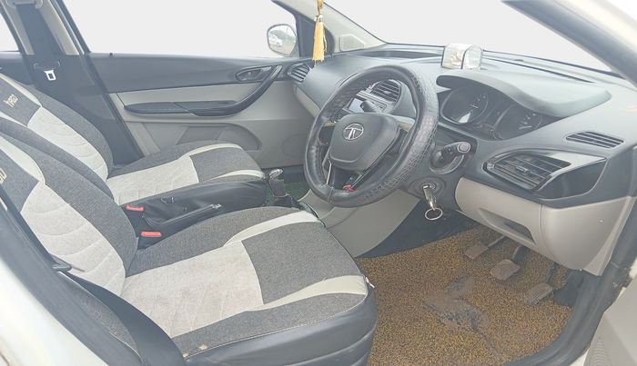 2018 Tata Tiago XT DIESEL, Diesel, Manual, 66,000 km, interior