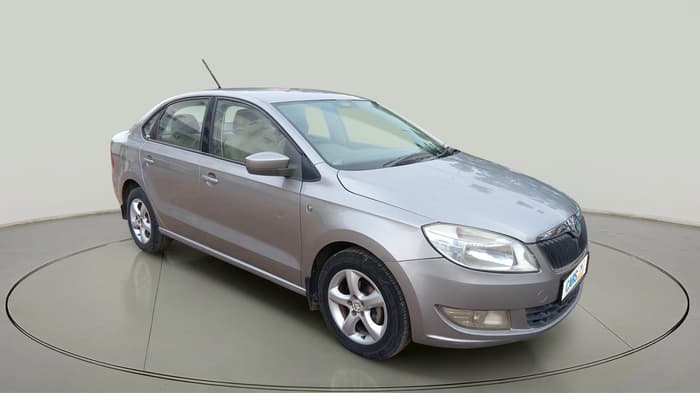 2012 Skoda Rapid ELEGANCE 1.6 TDI CR MT, Diesel, Manual, 1,40,057 km, exterior