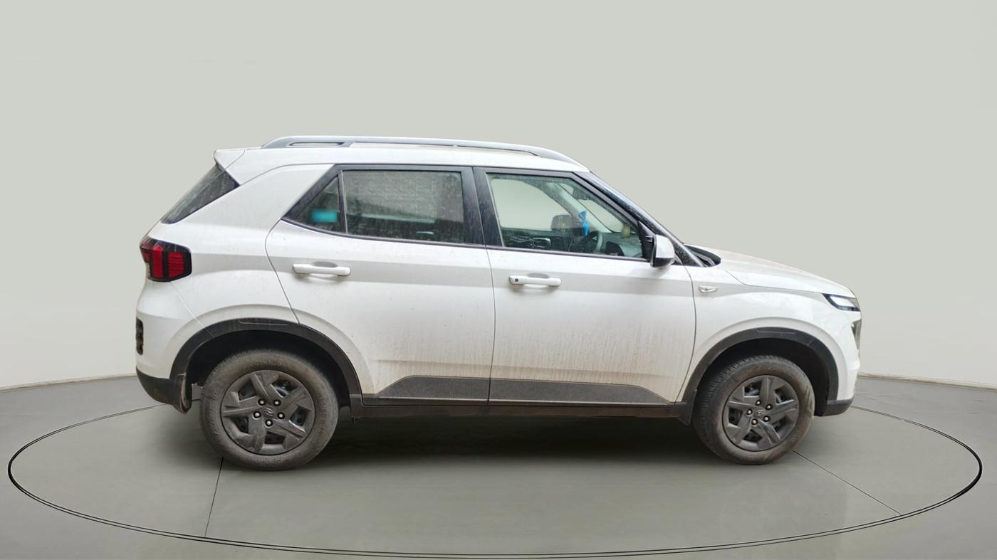 2023 Hyundai VENUE S 1.2, Petrol, Manual, 13,000 km, exterior