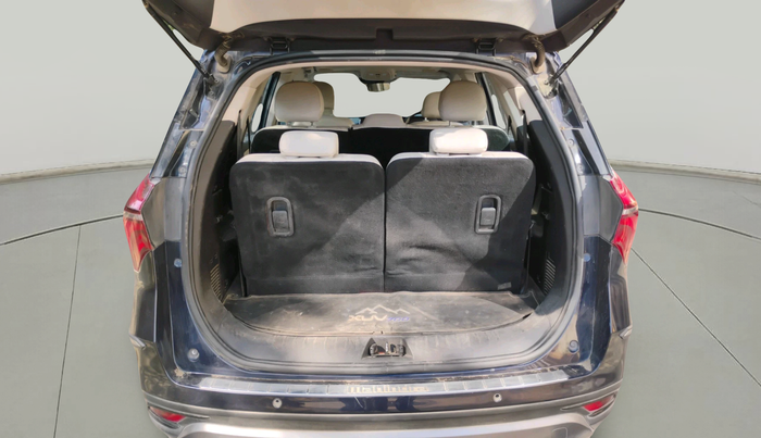 2022 Mahindra XUV700 AX 7 LUXURY P AT 7 STR, Petrol, Automatic, 71,255 km, exterior