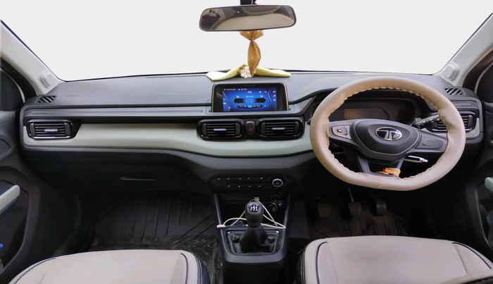 2024 Tata PUNCH ADVENTURE RHYTHM CNG, Petrol, Manual, 26,007 km, interior