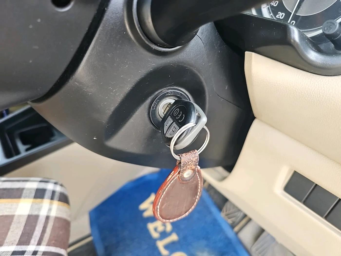 2018 Maruti Dzire VDI, Diesel, Manual, 1,18,241 km, interior