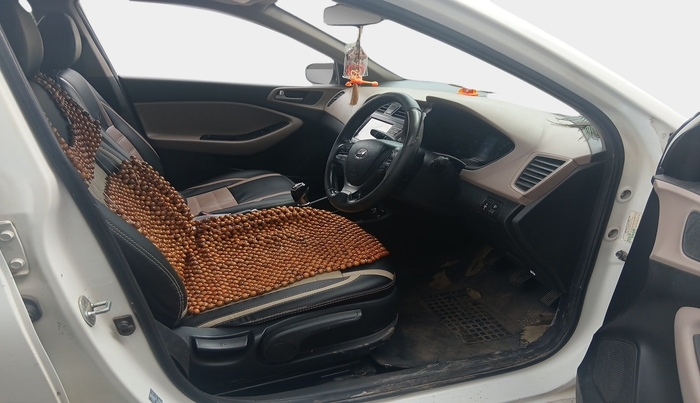 2016 Hyundai Elite i20 ASTA 1.4 CRDI (O), Diesel, Manual, 1,02,377 km, interior