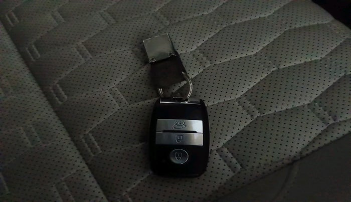 2021 KIA SELTOS HTX 1.5 PETROL, Petrol, Manual, 99,942 km, interior