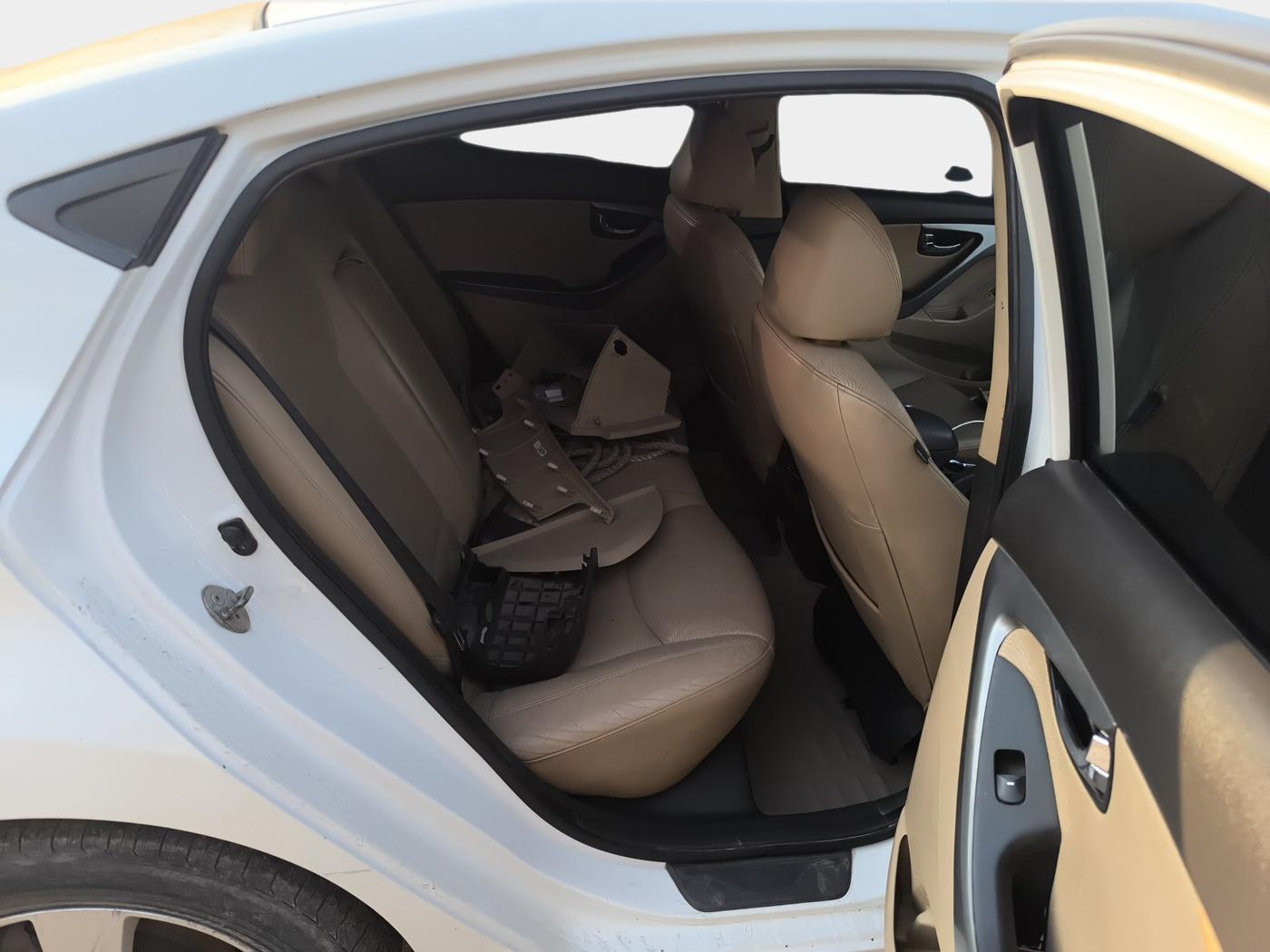2012 Hyundai New Elantra 1.6 SX (O) AT CRDI, Diesel, Automatic, 8,90,000 km, interior