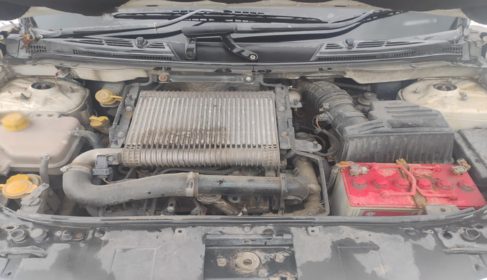 2015 Mahindra XUV500 W8, Diesel, Manual, 1,26,518 km, exterior