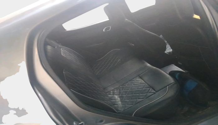 2018 Renault Kwid RXT 0.8 (O), Petrol, Manual, 1,31,990 km, interior