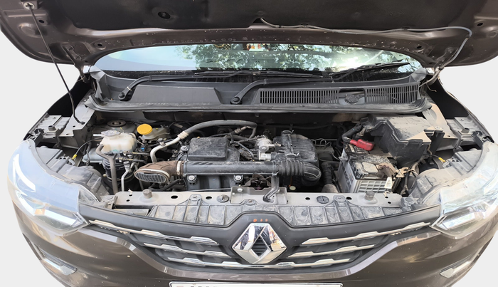 2023 Renault TRIBER RXZ, Petrol, Manual, 41,882 km, exterior