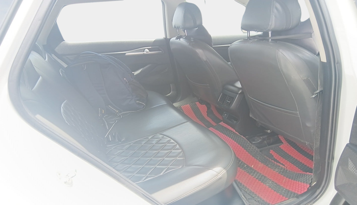 2021 KIA SELTOS HTK 1.5 DIESEL, Diesel, Manual, 1,33,058 km, interior