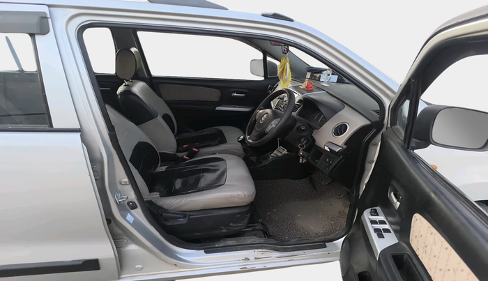 2015 Maruti Wagon R 1.0 VXI, Petrol, Manual, 1,02,821 km, interior