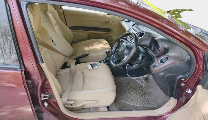 2013 Honda Amaze 1.5L I-DTEC S, Diesel, Manual, 80,977 km, interior