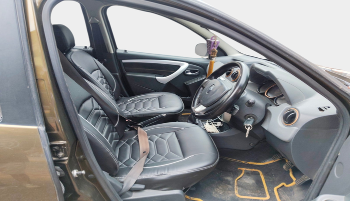 2016 Renault Duster 85 PS RXL DIESEL, Diesel, Manual, 1,65,008 km, interior