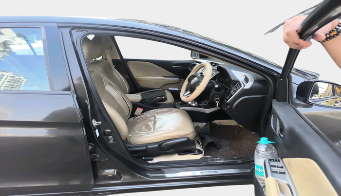 2016 Honda City 1.5L I-VTEC V MT, Petrol, Manual, 1,05,015 km, interior
