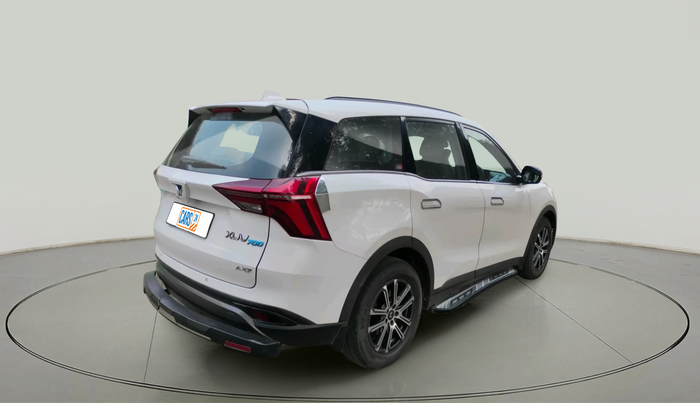 2021 Mahindra XUV700 AX 7 P MT 7 STR, Petrol, Manual, 38,555 km, exterior