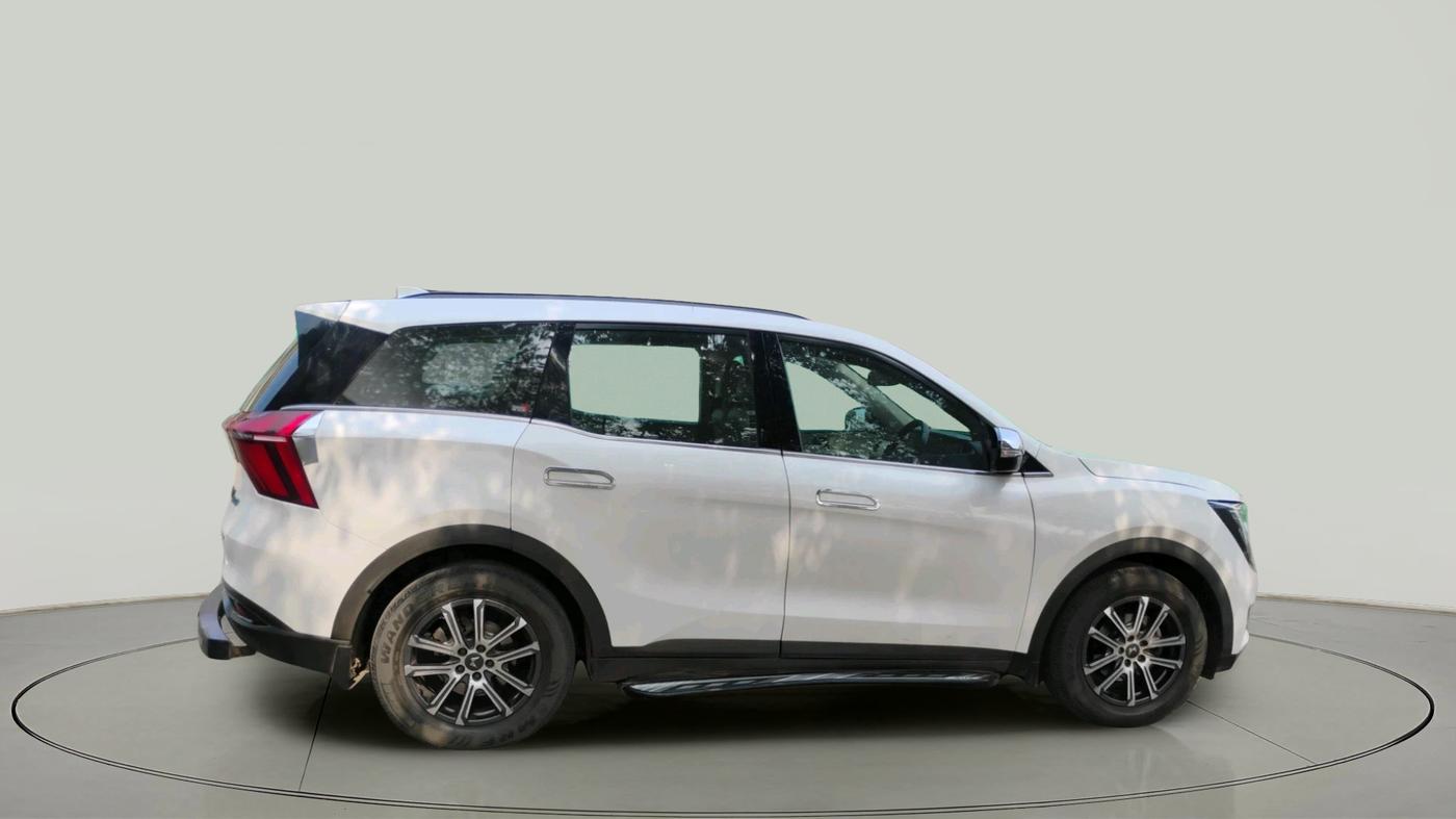 2021 Mahindra XUV700 AX 7 P MT 7 STR, Petrol, Manual, 38,555 km, exterior