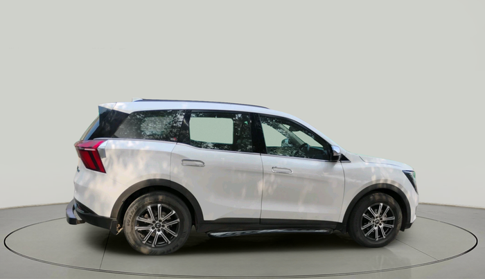 2021 Mahindra XUV700 AX 7 P MT 7 STR, Petrol, Manual, 38,555 km, exterior