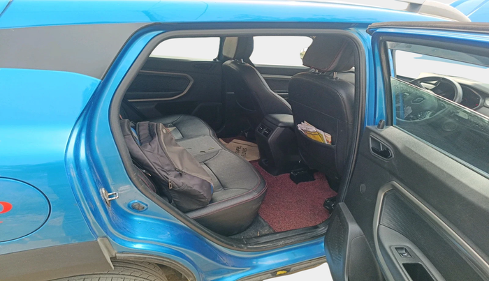 2022 Renault Kiger RXZ MT, Petrol, Manual, 96,953 km, interior