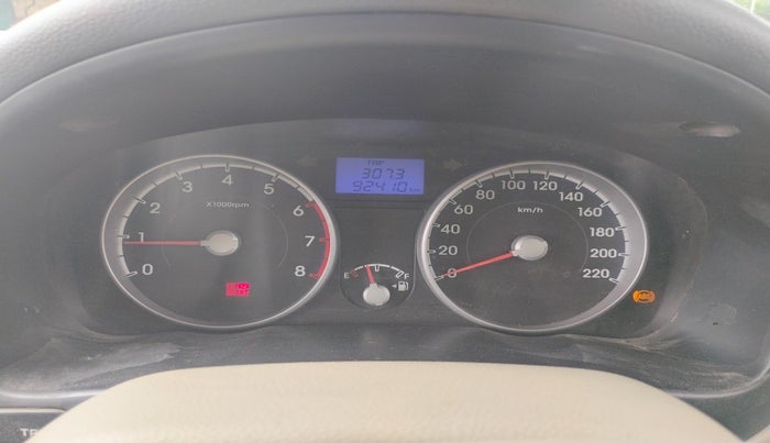 2010 Hyundai Verna TRANSFORM 1.6 SX VTVT, Petrol, Manual, 92,410 km, interior