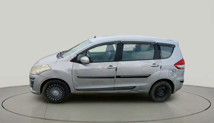 2013 Maruti Ertiga VDI, Diesel, Manual, 2,77,112 km, exterior
