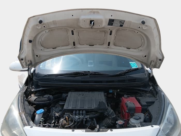 2014 Hyundai Xcent SX 1.2, Petrol, Manual, 1,11,560 km, exterior