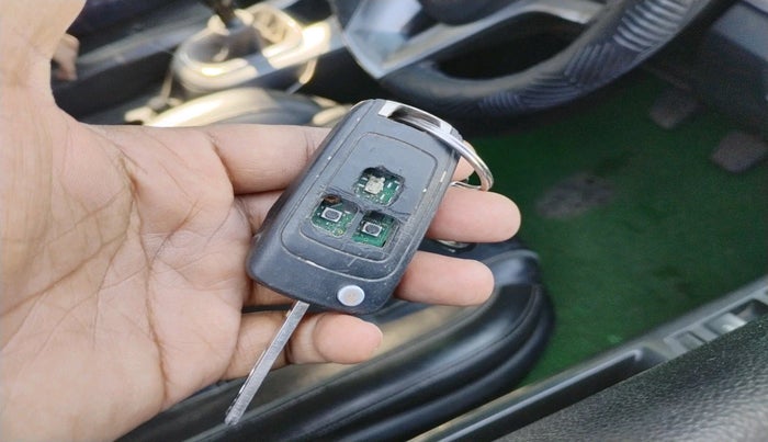 2012 Chevrolet Cruze LTZ, Diesel, Manual, 1,14,904 km, interior